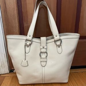Banana republic large cream pebbled leather tote